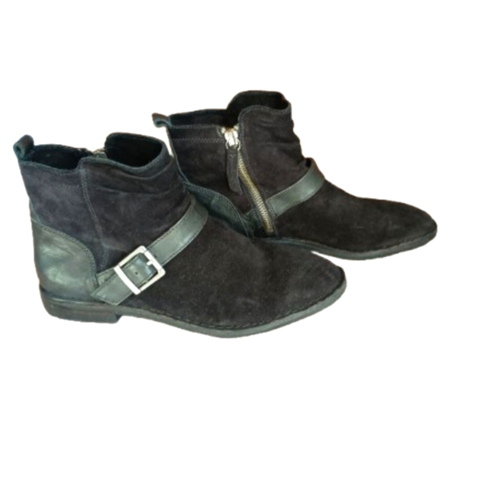 Trask Selma Black Suede Leather Ankle Booties‎ Women’s 7.5 Zip Buckle Low Heel